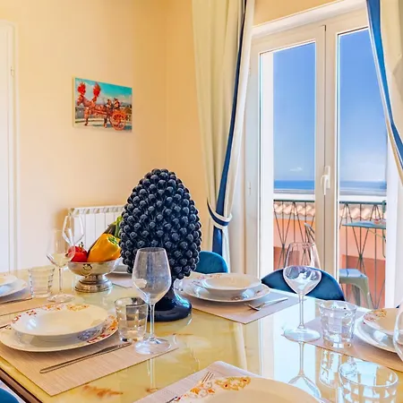 Achilles Apartament Giardini-Naxos